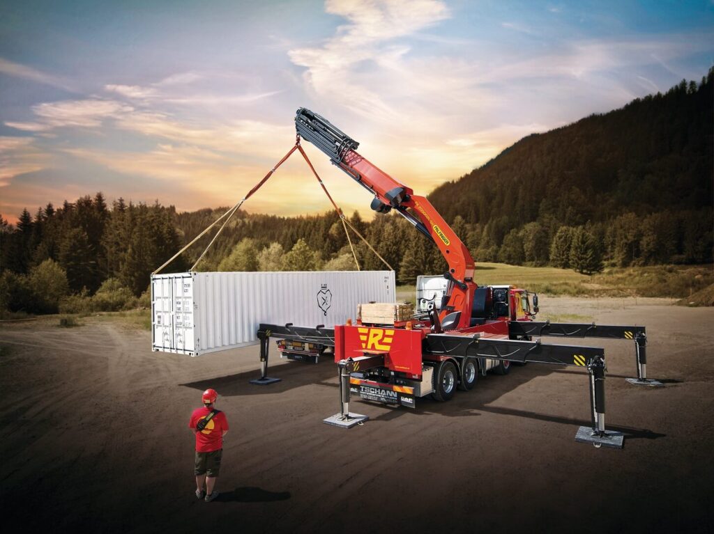 ArcelorMittal supplies PALFINGER with a range of high strength steels from the Amstrong® and Amstrong® Ultra ranges