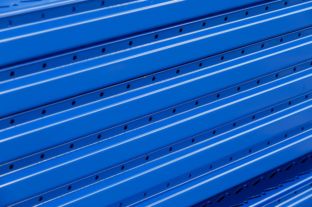 Amstrong® is the material of choice for uprights due to its high strength